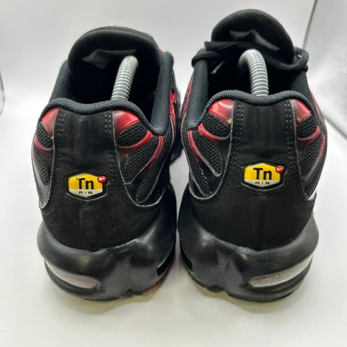 Nike Bred Tn Sneakers Black (4)