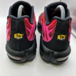 Nike Supreme Tn Sneakers Red (4)