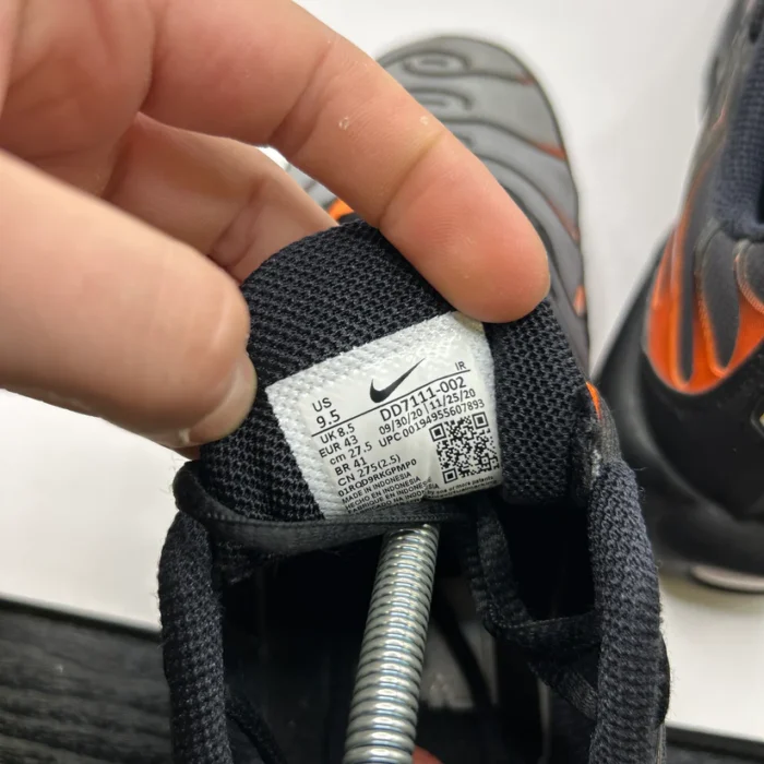 Nike Total Orange Tn Sneakers Black (3)