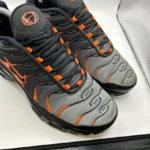 Nike Total Orange Tn Sneakers Black (5)